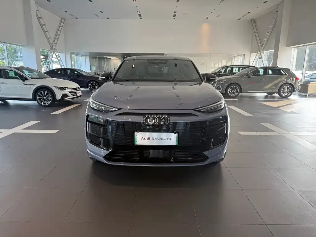 Audi Q6L Sportback e-tron — фото 5