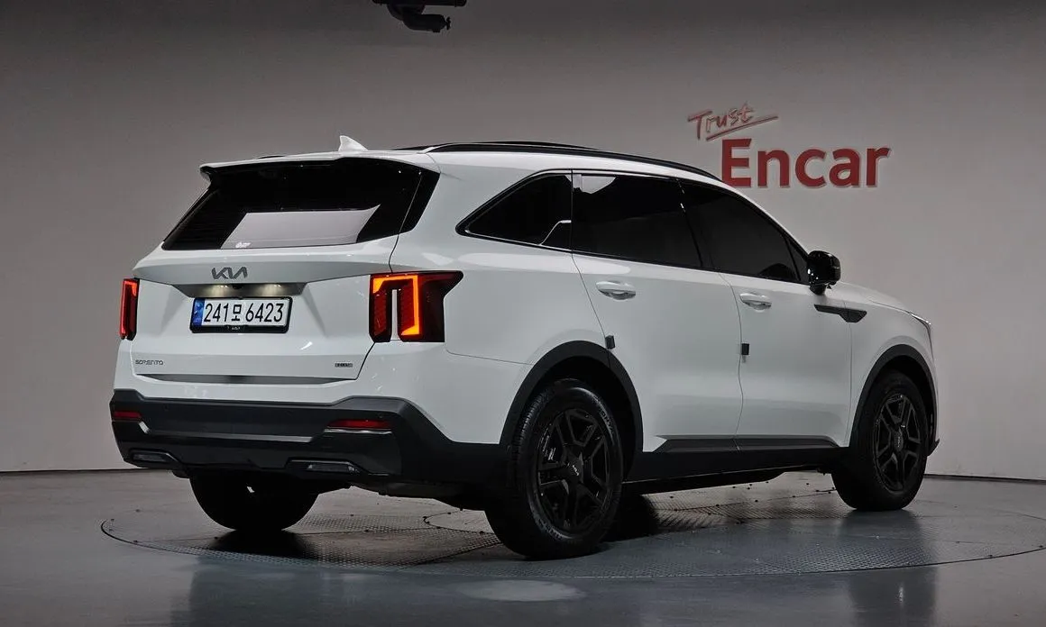 Kia Sorento — фото 5