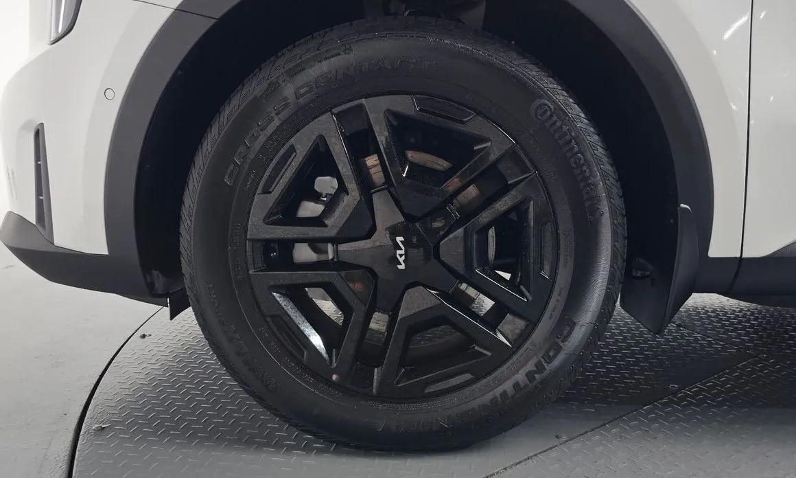 Kia Sorento — фото 3