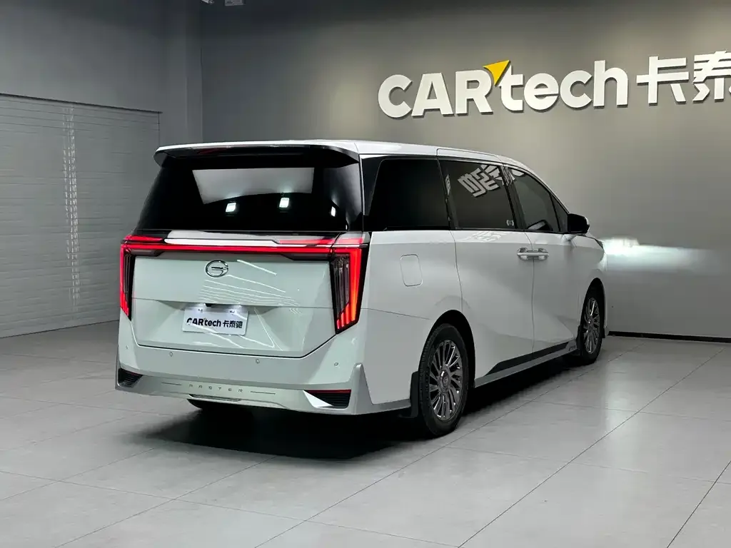 GAC Motor Trumpchi M8 — фото 10