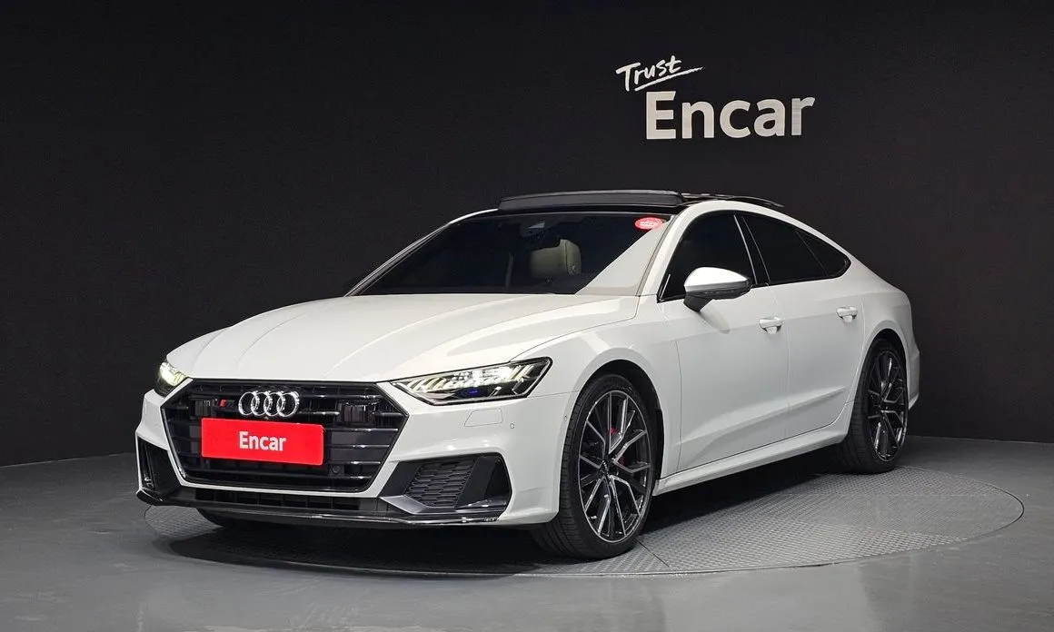Audi A7 — фото 1