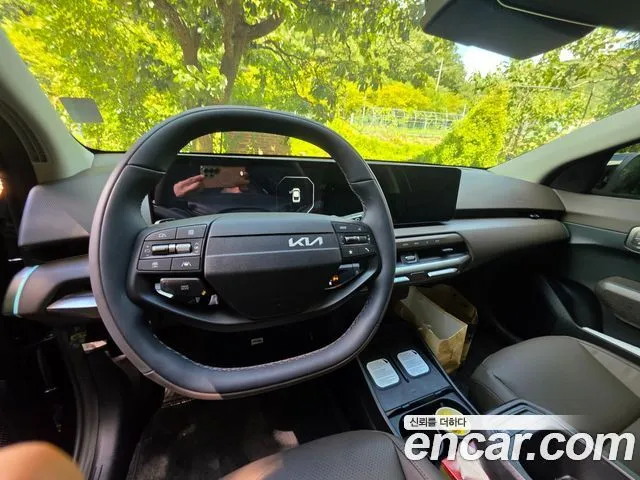 Kia EV4 — фото 9