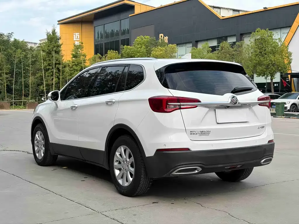 Buick Envision Plus — фото 3