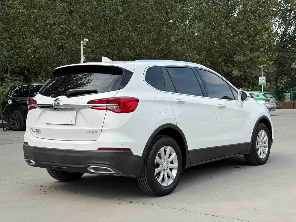 Buick Envision Plus — фото 4