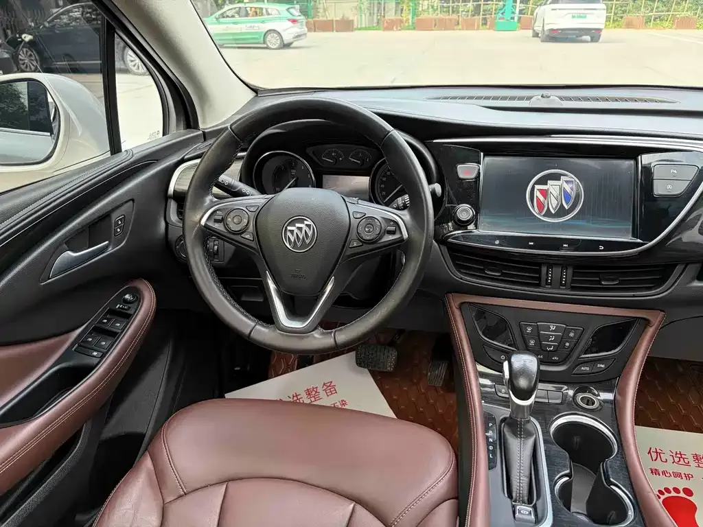 Buick Envision Plus — фото 6