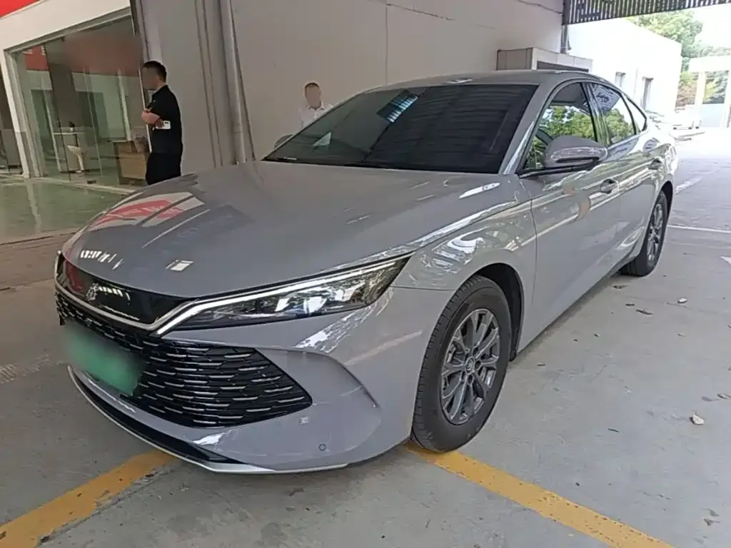 BYD Qin L — фото 10