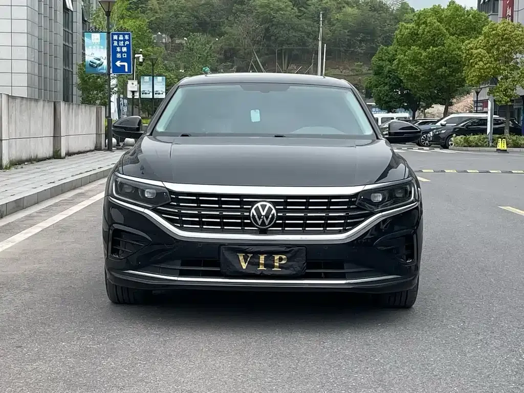 Volkswagen Passat — фото 5