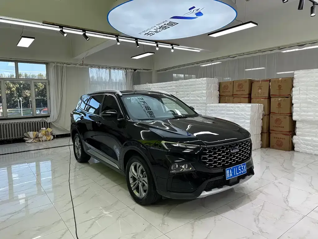 Ford Equator Sport — фото 10