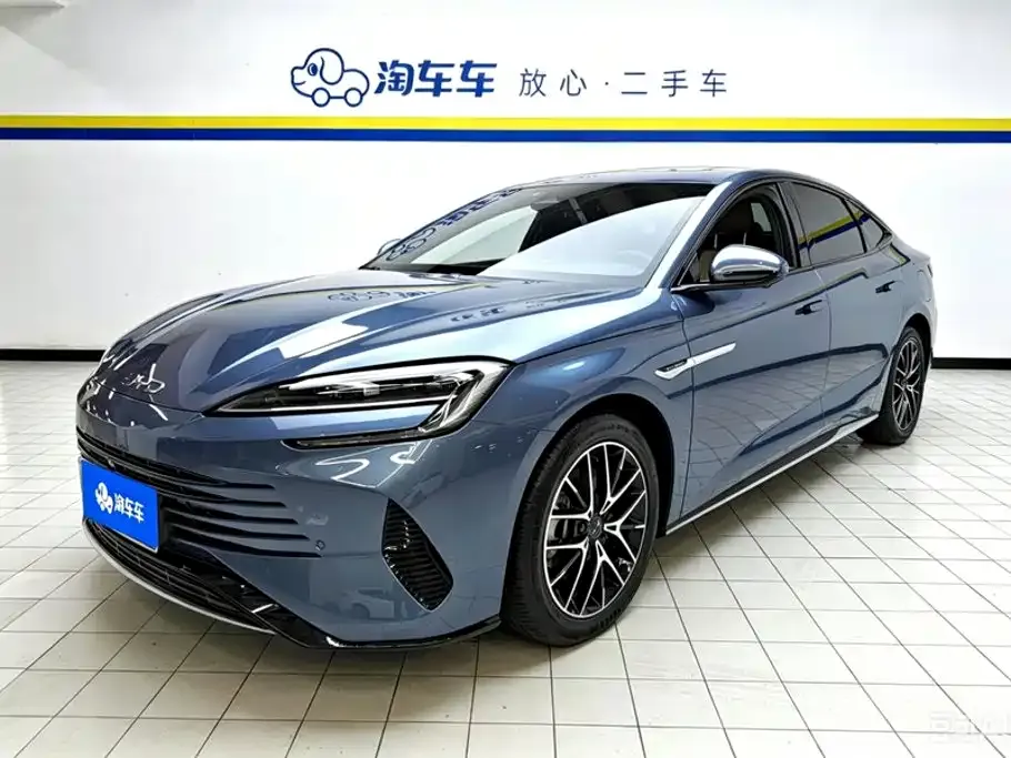BYD Seal — фото 1