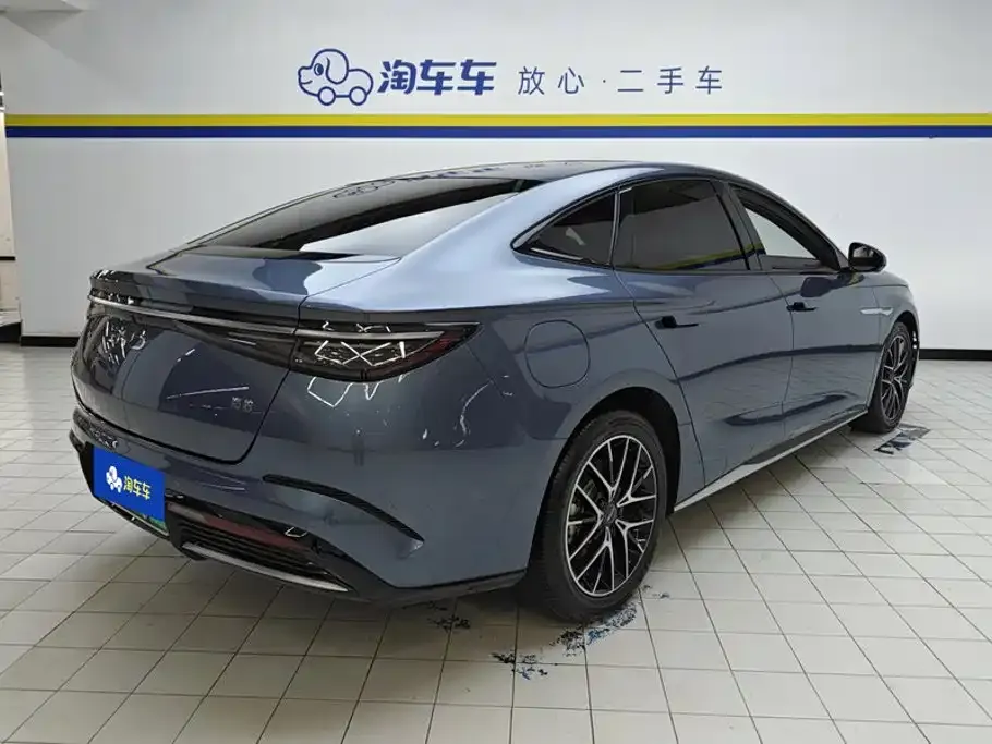 BYD Seal — фото 8