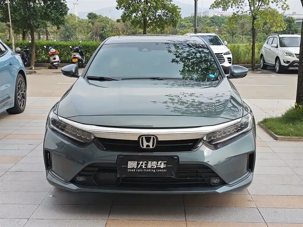 Honda Inspire — фото 8