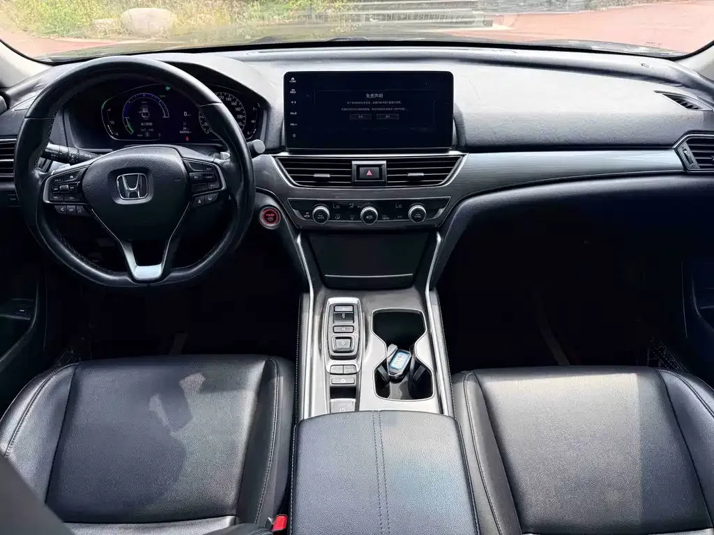 Honda Accord — фото 2