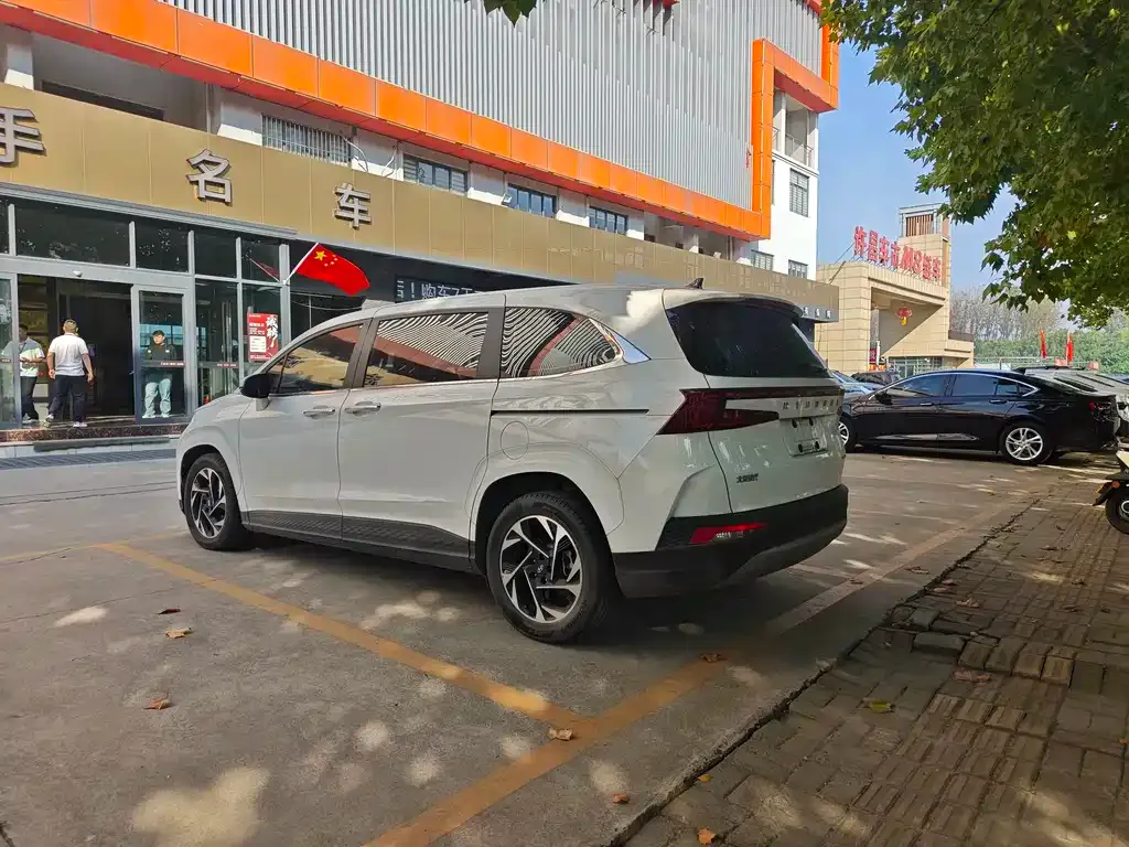 Hyundai Custo — фото 10