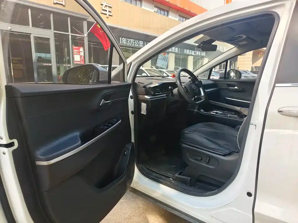 Hyundai Custo — фото 4