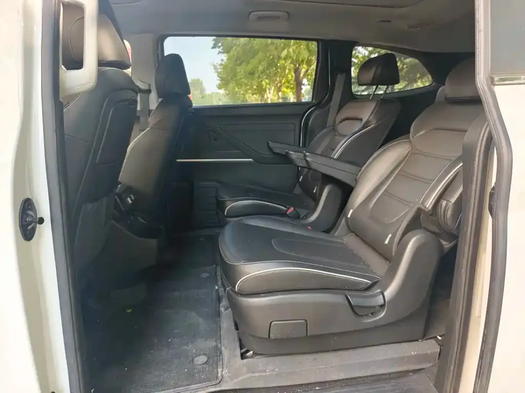 Hyundai Custo — фото 2