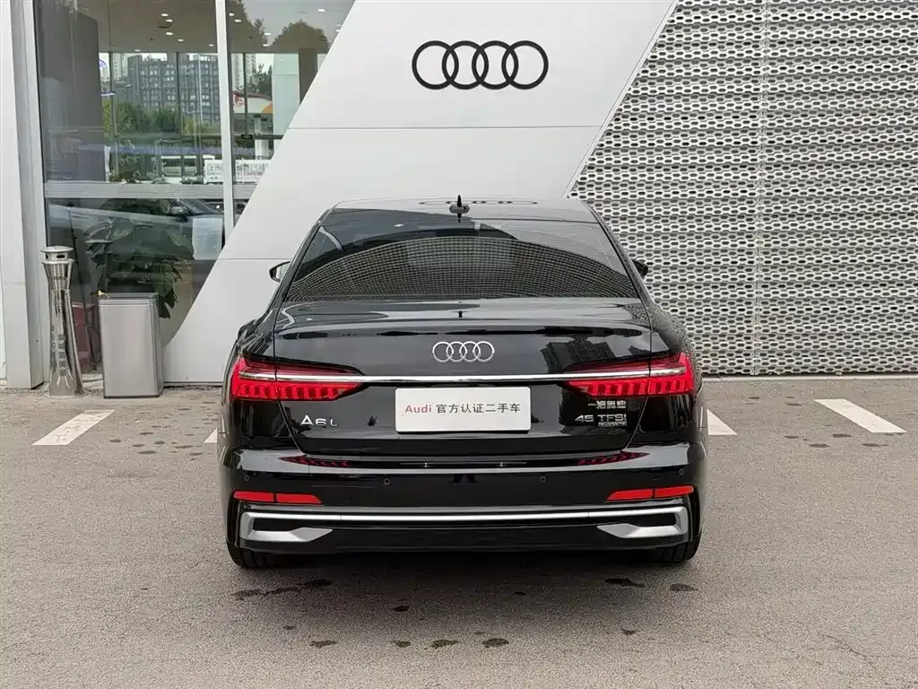 Audi A6L — фото 5