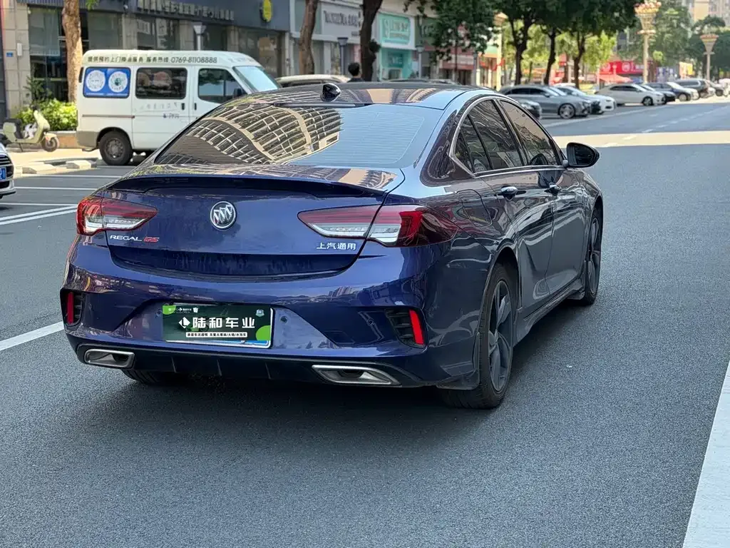 Buick Regal — фото 8
