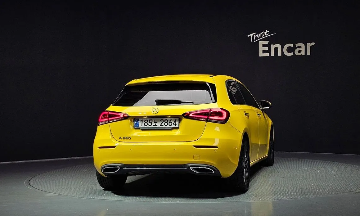 Mercedes-Benz A-Class — фото 9