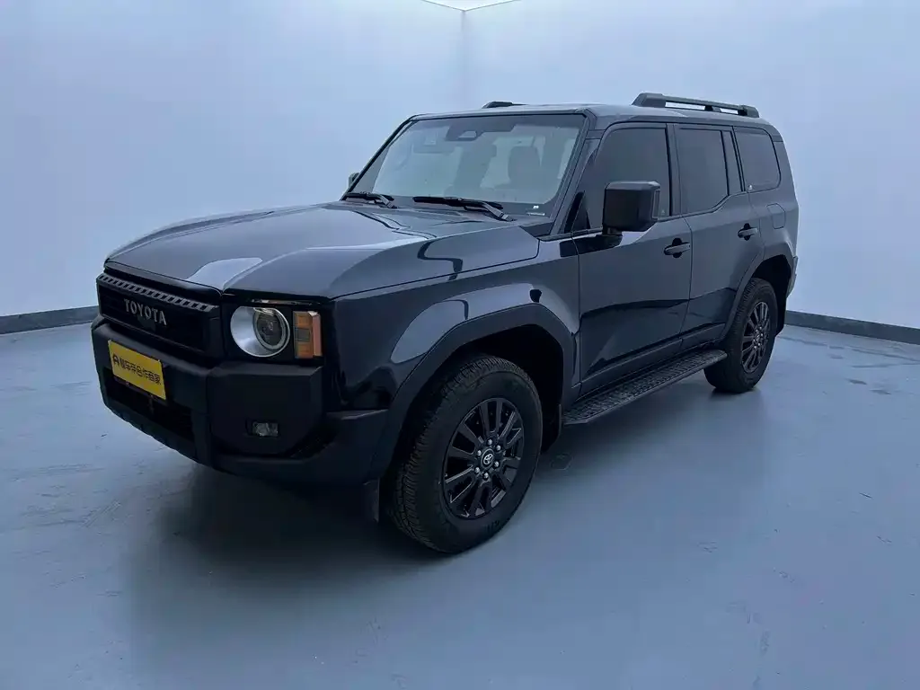 Toyota Prado — фото 1