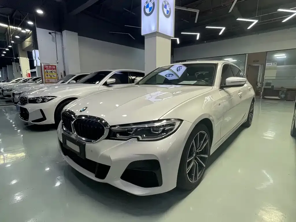 BMW 3 Series — фото 1