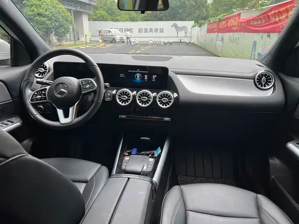 Mercedes-Benz GLA — фото 5