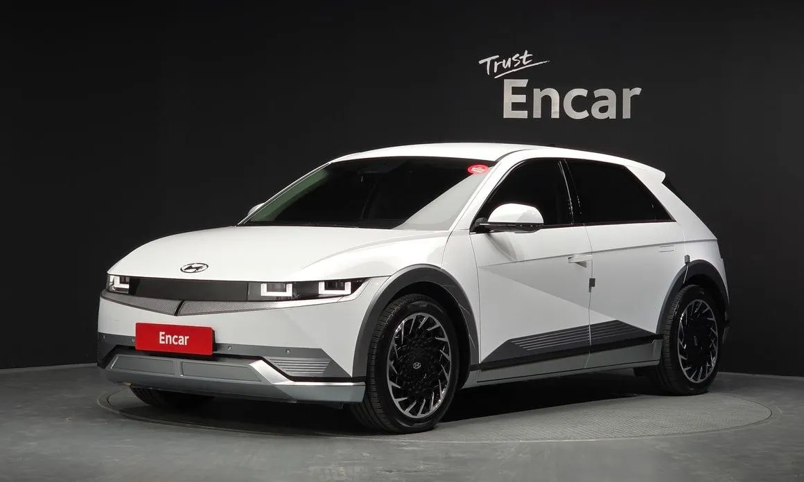 Hyundai Ioniq5 — фото 1