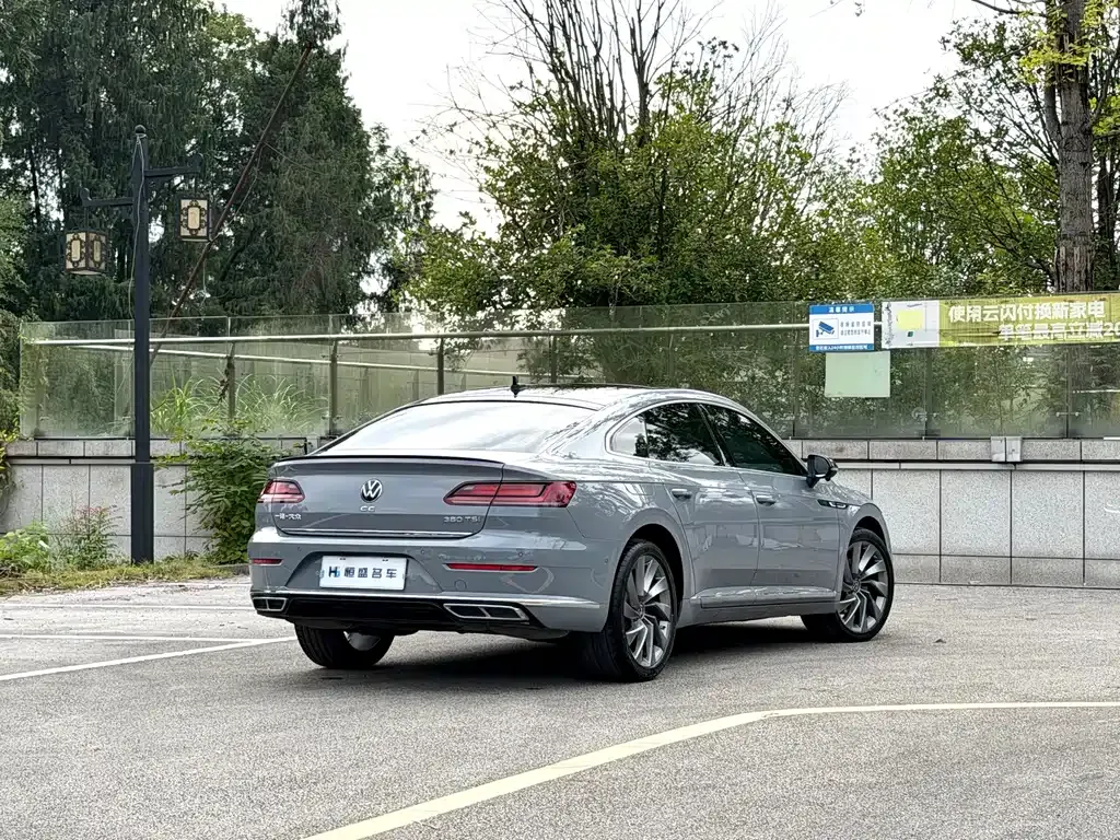 Volkswagen CC — фото 8