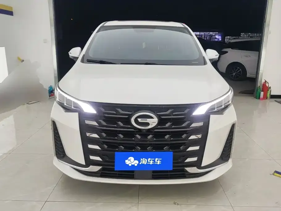 GAC Motor Trumpchi M6 — фото 8
