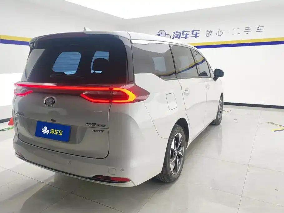GAC Motor Trumpchi M6 — фото 10