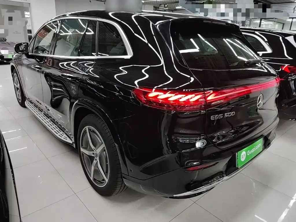 Mercedes-Benz EQS SUV — фото 5