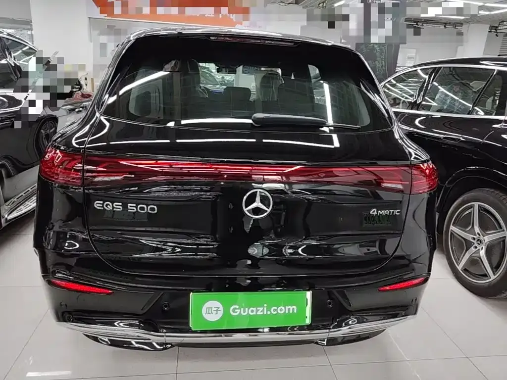 Mercedes-Benz EQS SUV — фото 10