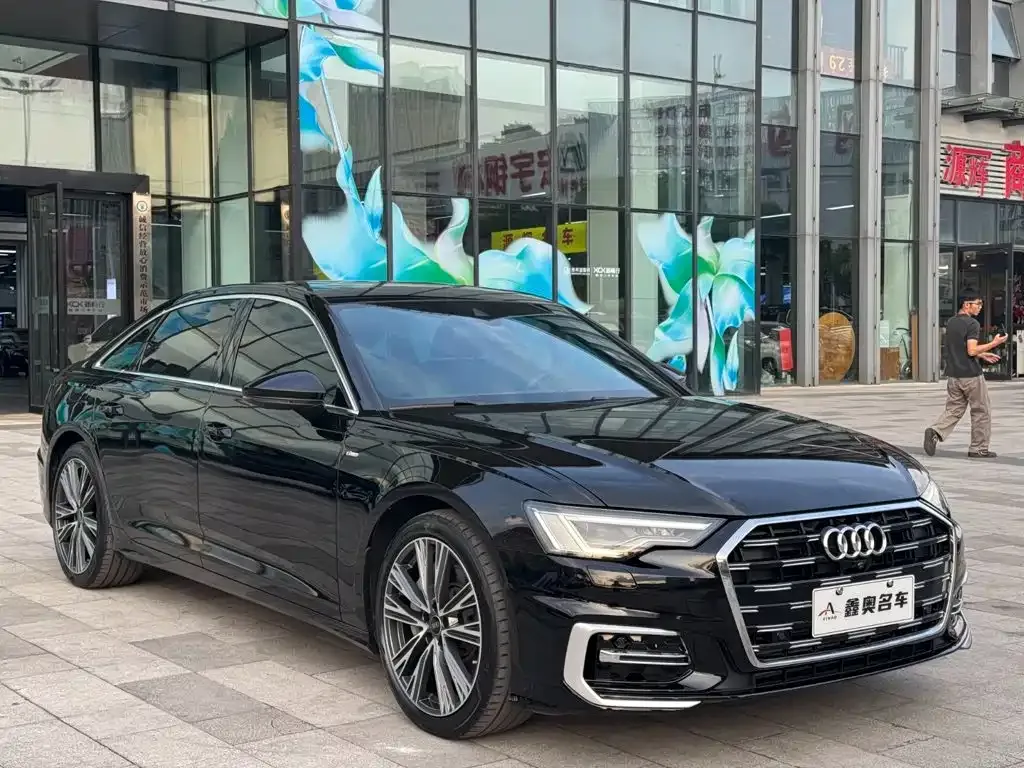 Audi A6L — фото 5