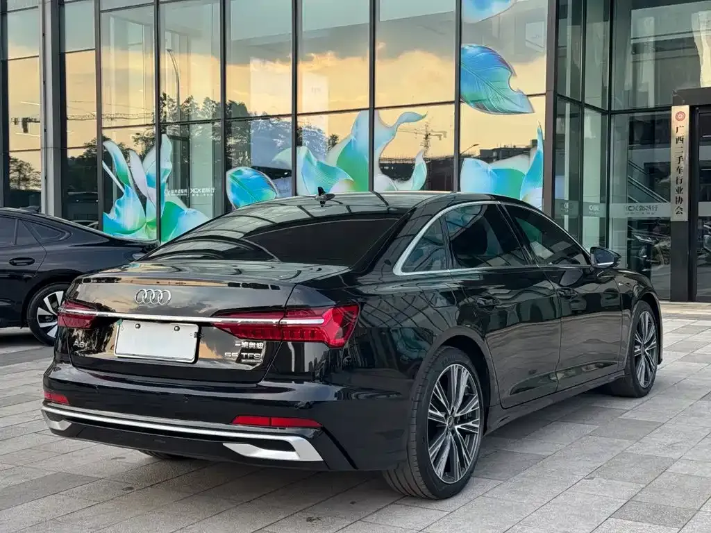 Audi A6L — фото 6