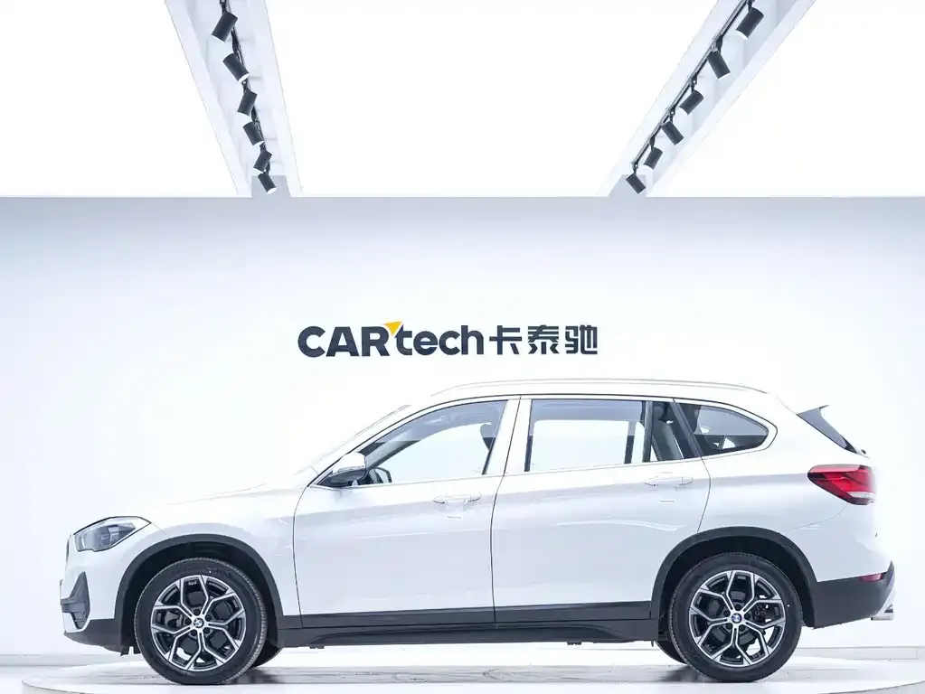 BMW X1 — фото 10