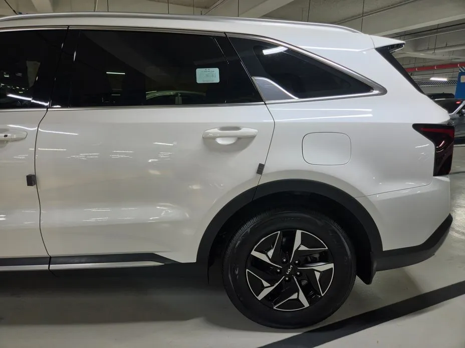 Kia Sorento — фото 4