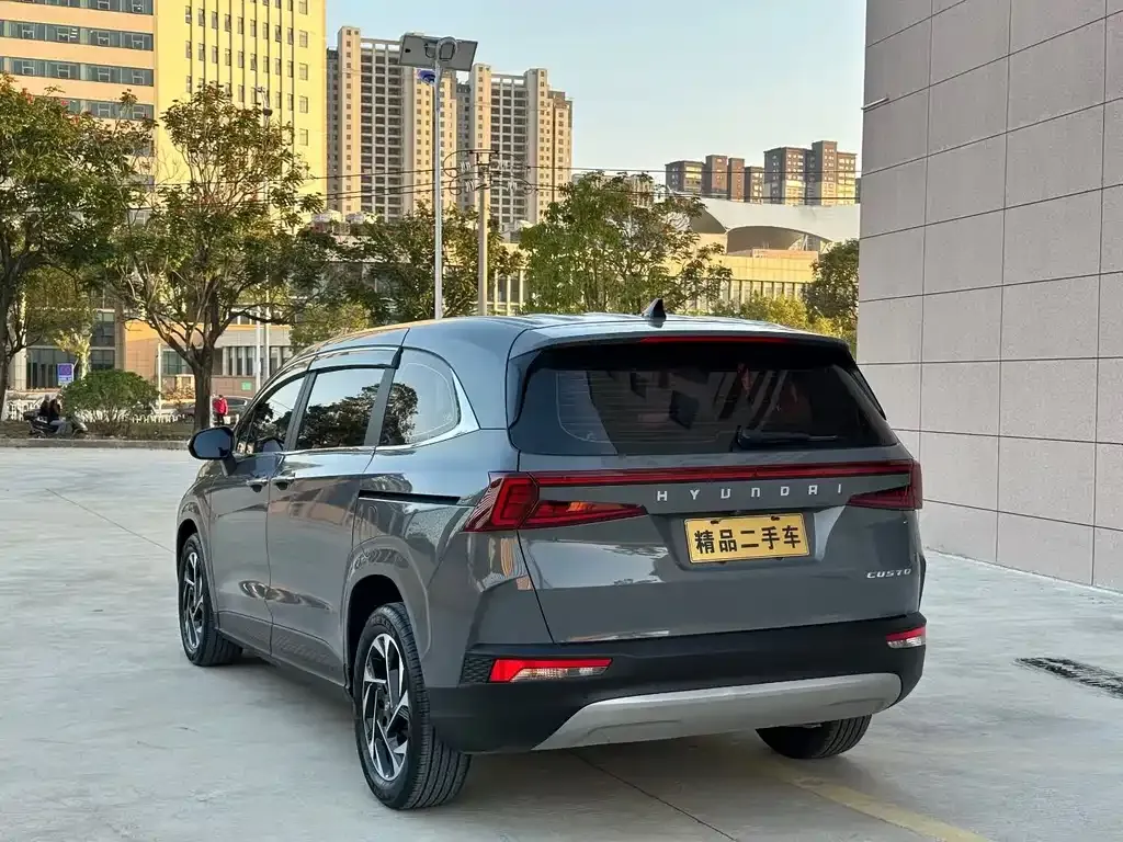 Hyundai Custo — фото 8