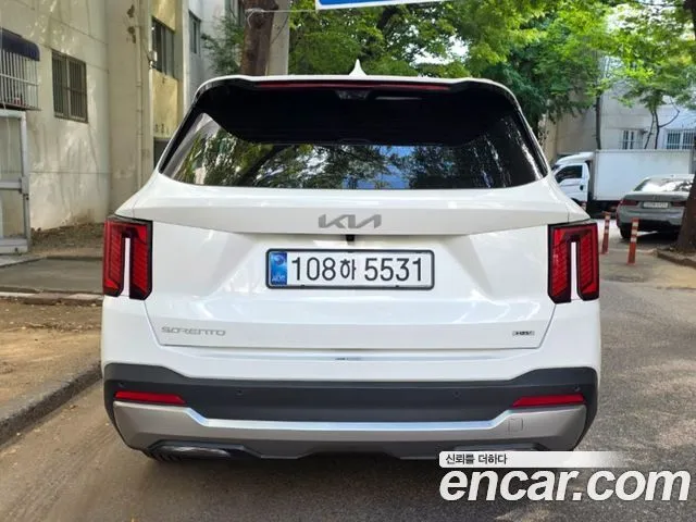 Kia Sorento — фото 6