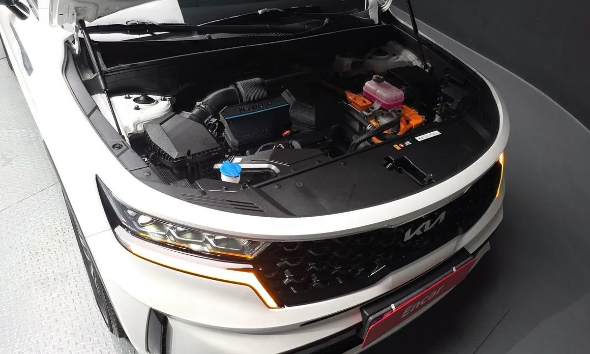 Kia Sorento — фото 9