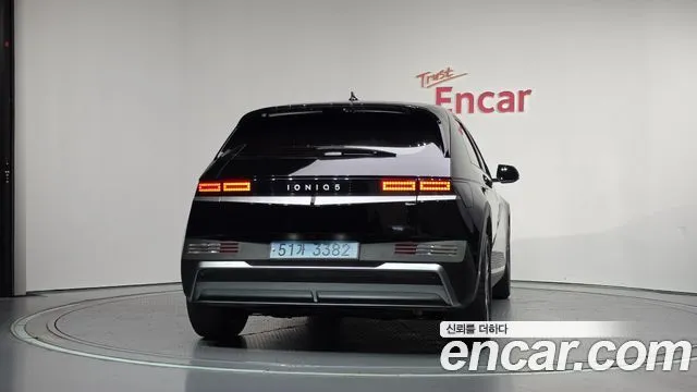 Hyundai Ioniq5 — фото 3