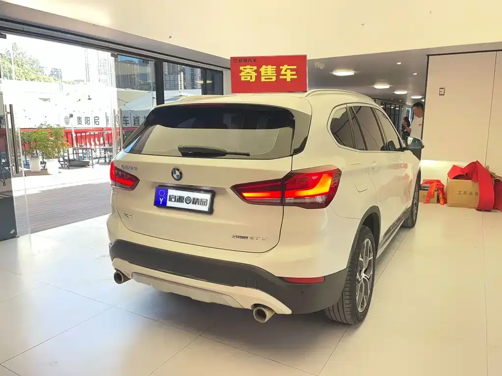 BMW X1 — фото 10