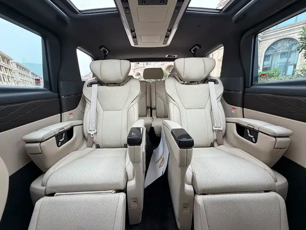 Toyota Vellfire — фото 7