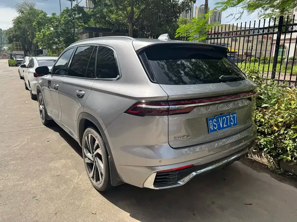 Geely Xingyue L — фото 4