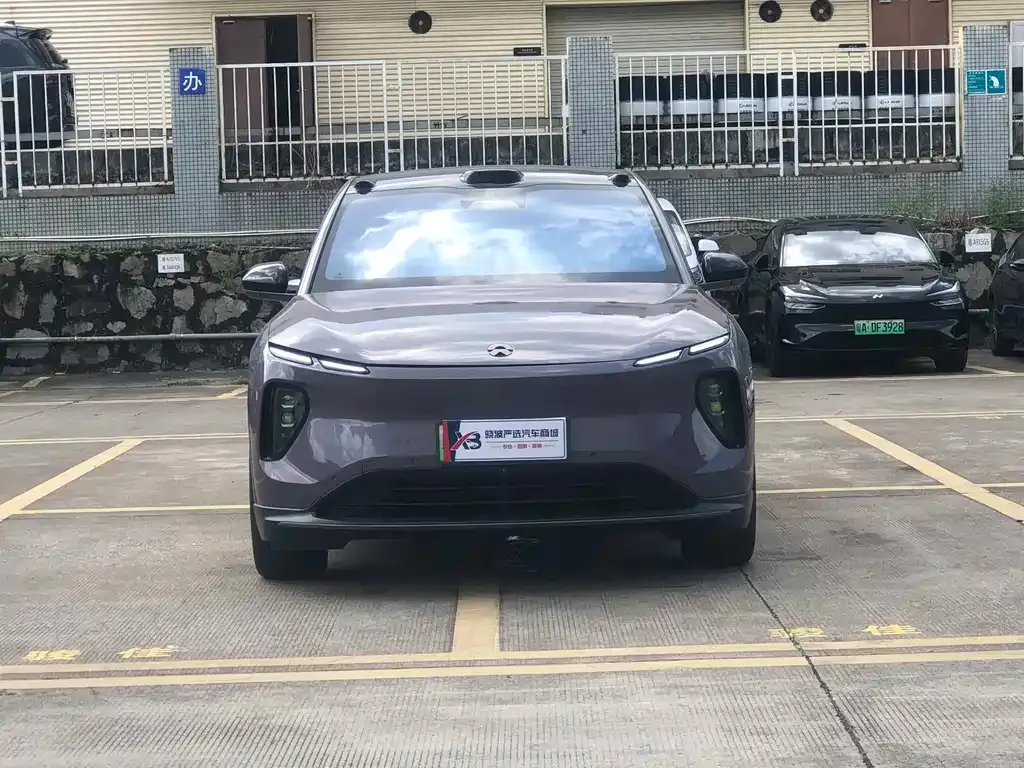 NIO EC6 — фото 10