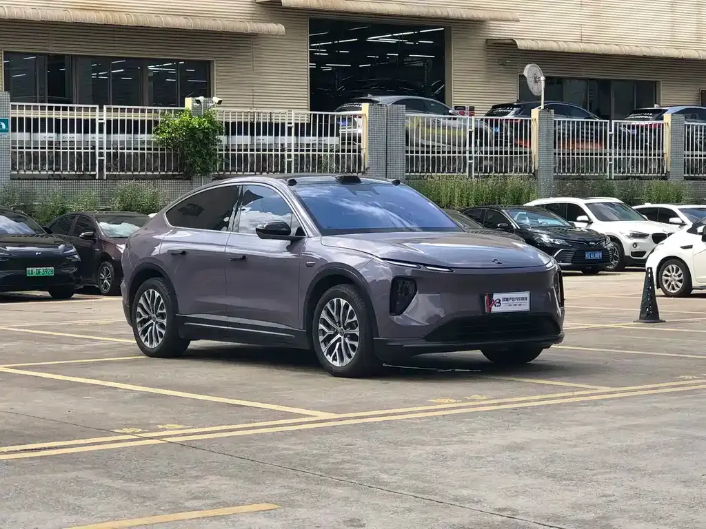 NIO EC6 — фото 8