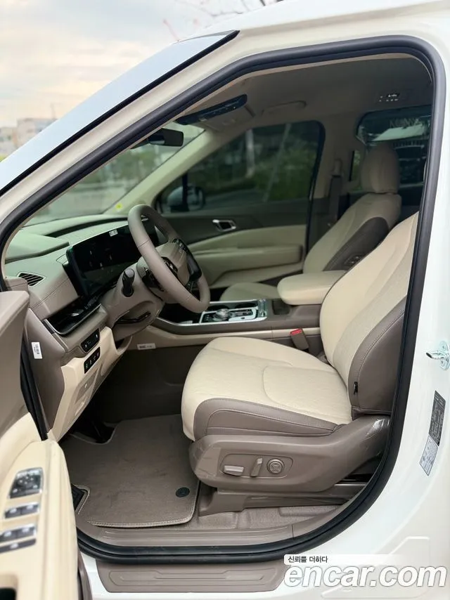 Kia Carnival — фото 3