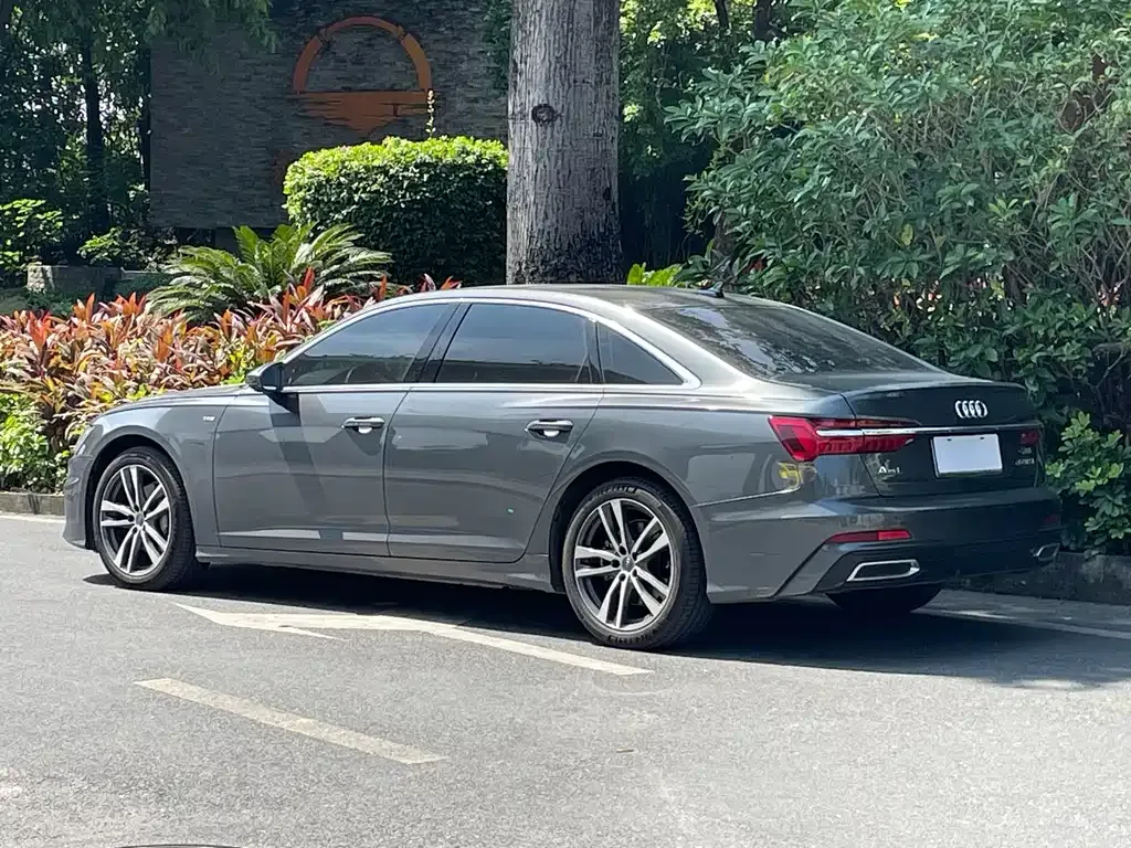 Audi A6L — фото 3