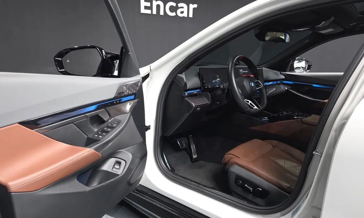BMW i5 — фото 9