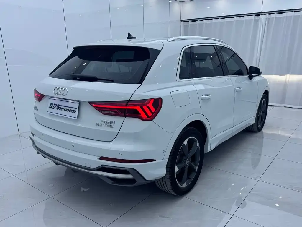Audi Q3 — фото 2