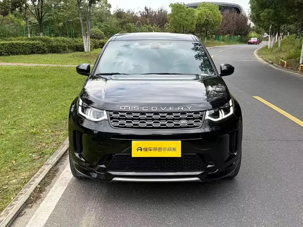 Land Rover Discovery Sport — фото 10