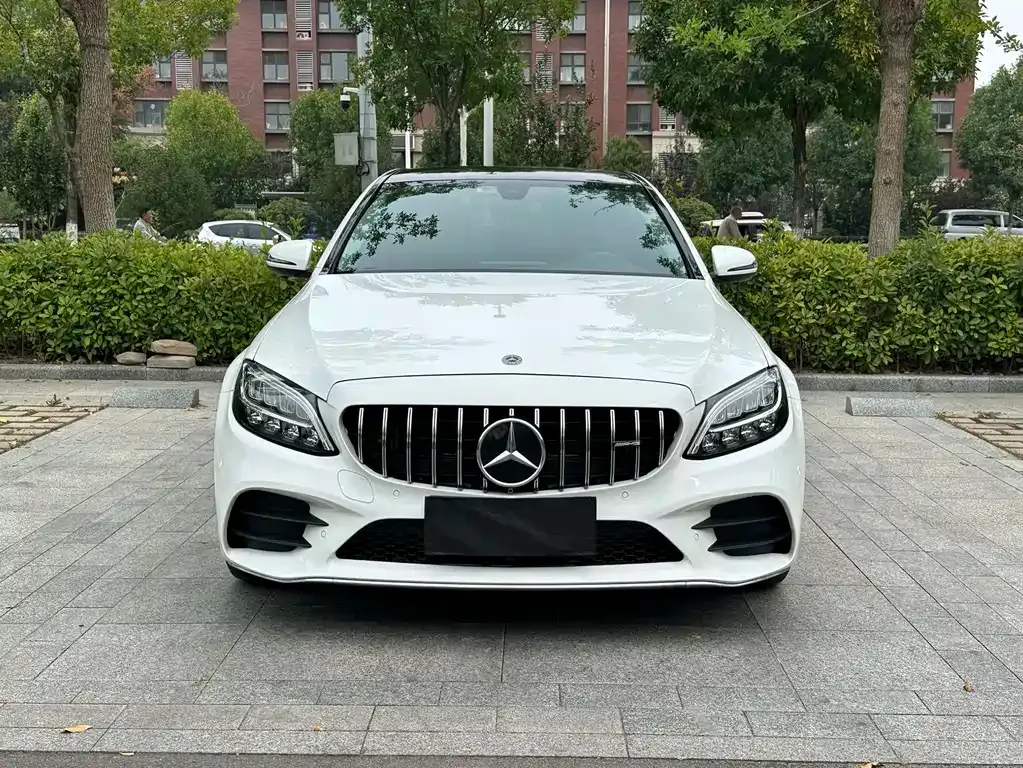 Mercedes-Benz C-Class — фото 4